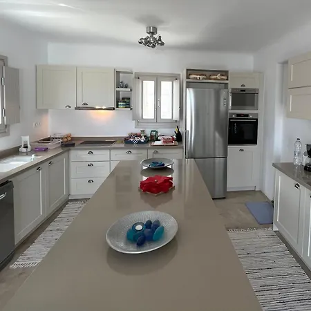 Psarou Summer * Ψαρού