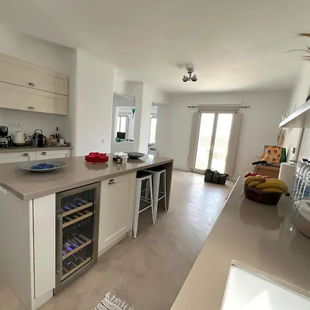 Βίλα Psarou Summer