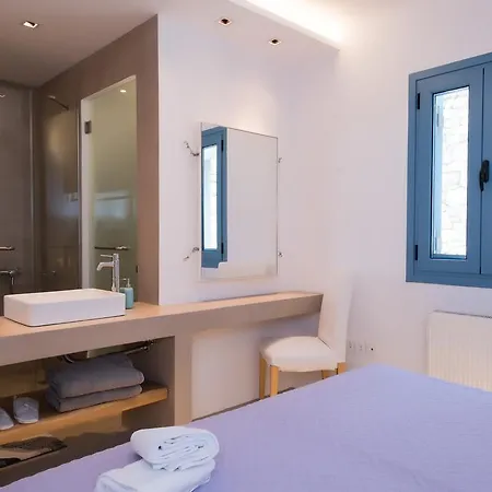Psarou Summer Villa