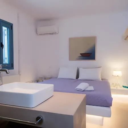 Psarou Summer Villa *