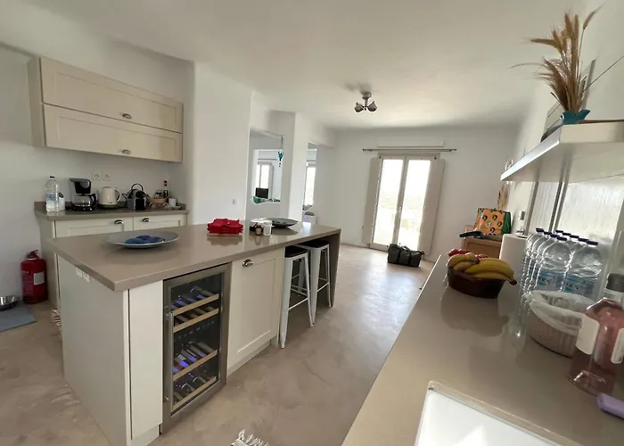 فيلة Psarou Summer